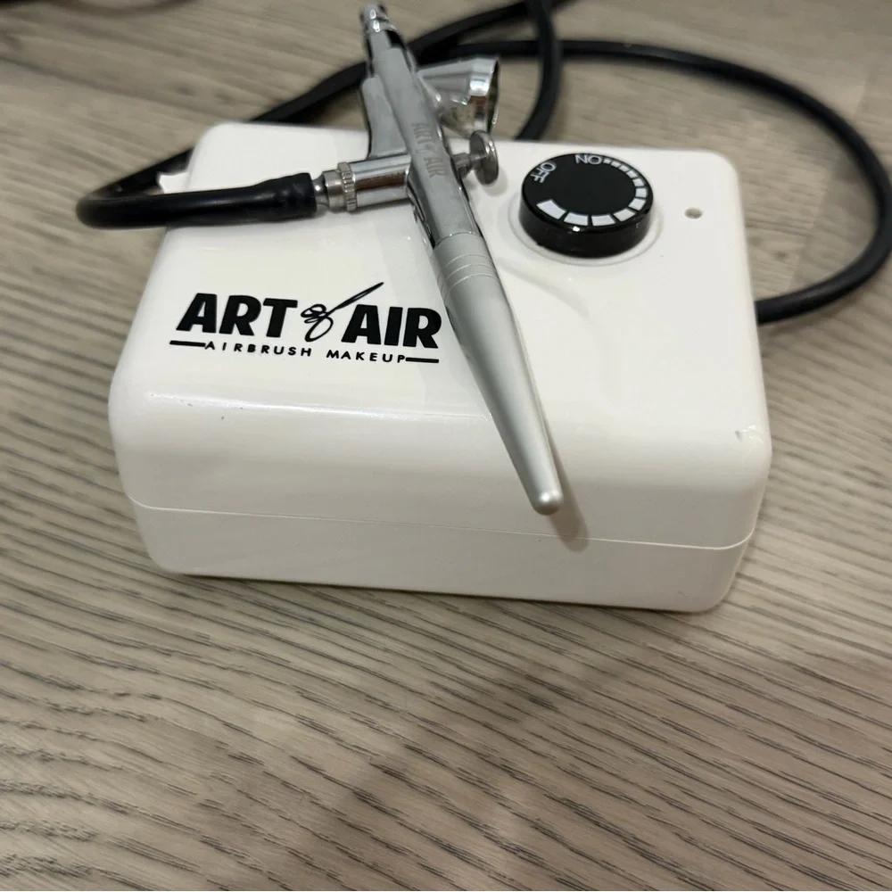 Art of Air AIRBRUSH MAKEUP KIT - NEW